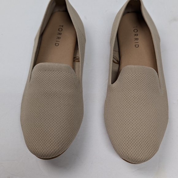 Torrid Beige Mesh Woven Loafers Slip On Flats Size 8WW Casual Weekend - Picture 10 of 12